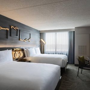 Double Guest Room Club Level